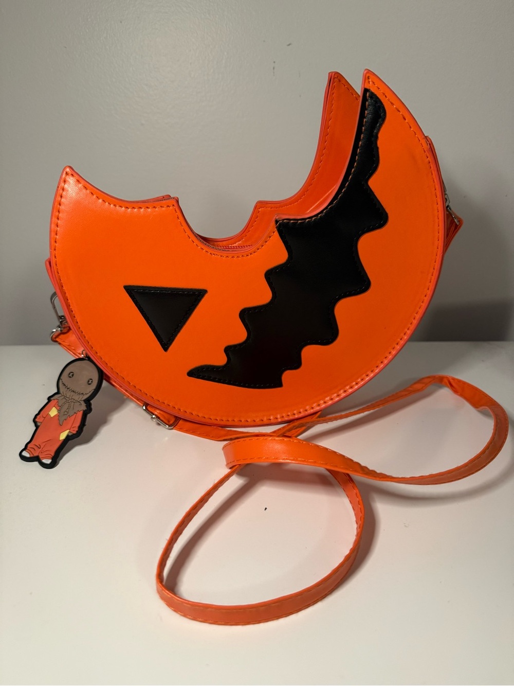 Spirit Halloween Trick ‘r Treat Crossbody Bag with Sam Charm